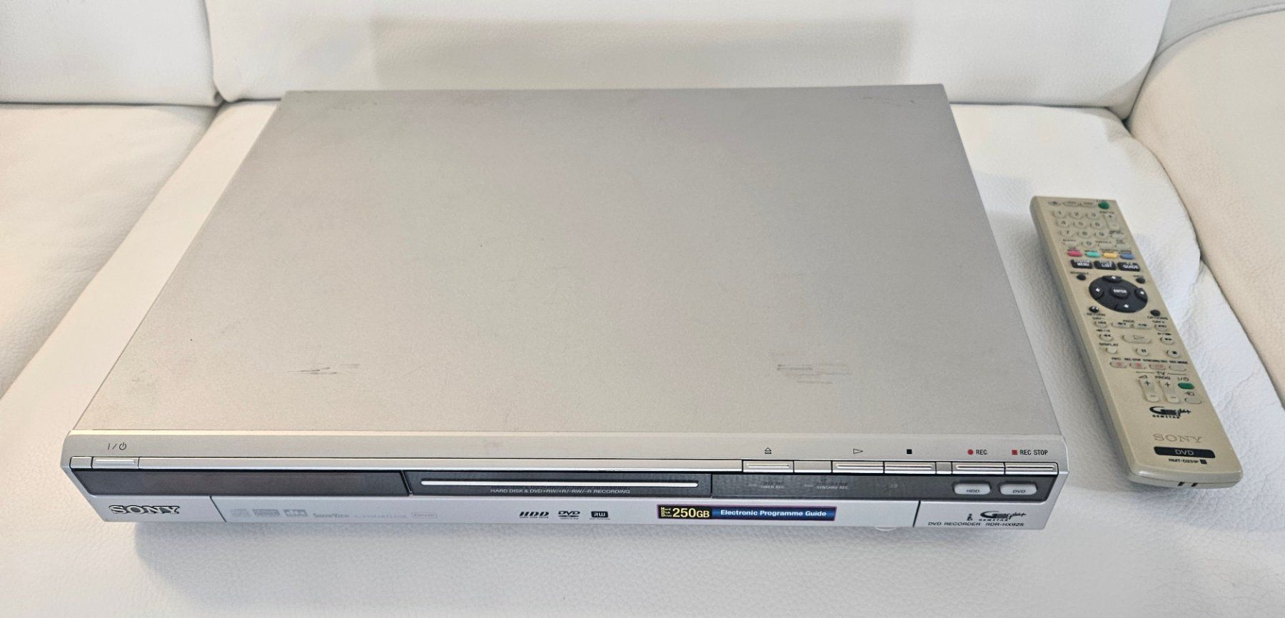 Tutti i DVDs: Sony DVD-Player – Difettoso da Spiegel b. Bern venduto da JeromeG9 1