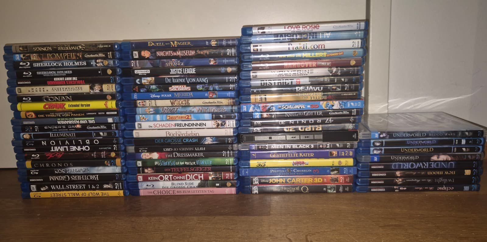 Tutti i DVDs: Blu-Ray Sammlung – Usato da Forch venduto da Chrexit