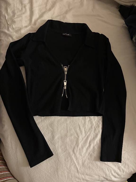 Camicette:     blouse S – Usato da Corcelles-Payerne venduto da dek_j2bk 1