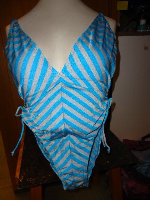 Badekleider & Bikinis: Neuer Bikini 5-Stück Grösse 34 – Neu (gemäss Beschreibung) aus Zürich von liquidation-cobra 4
