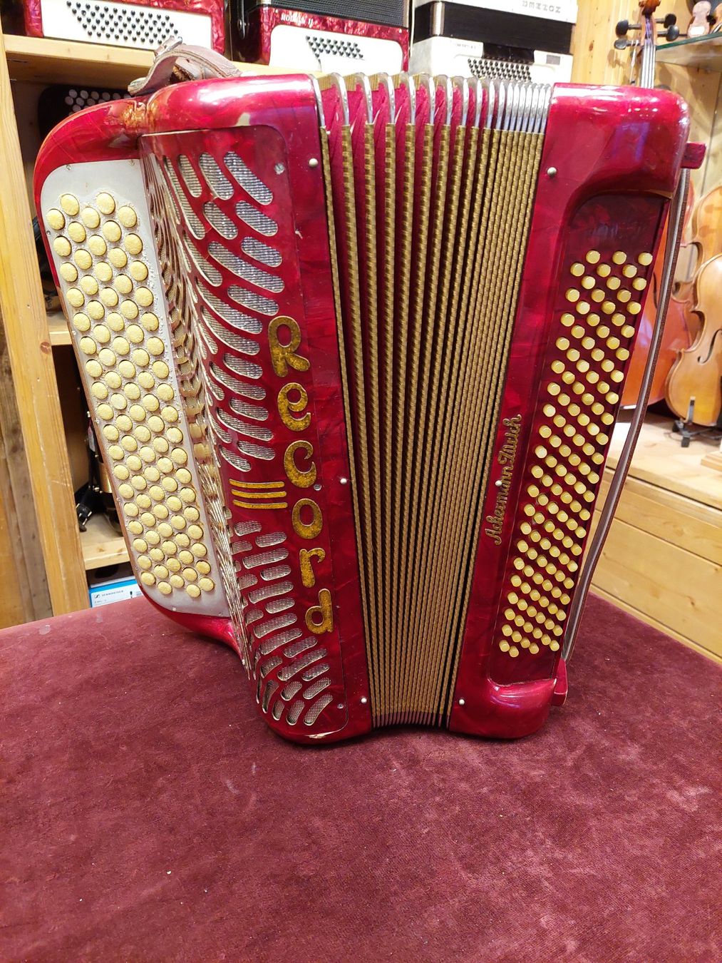 Record Musikinstrumente: Schweizer Record Handorgel 4 chörig – Gebraucht aus Davos-Platz von musikhauskollegger 1