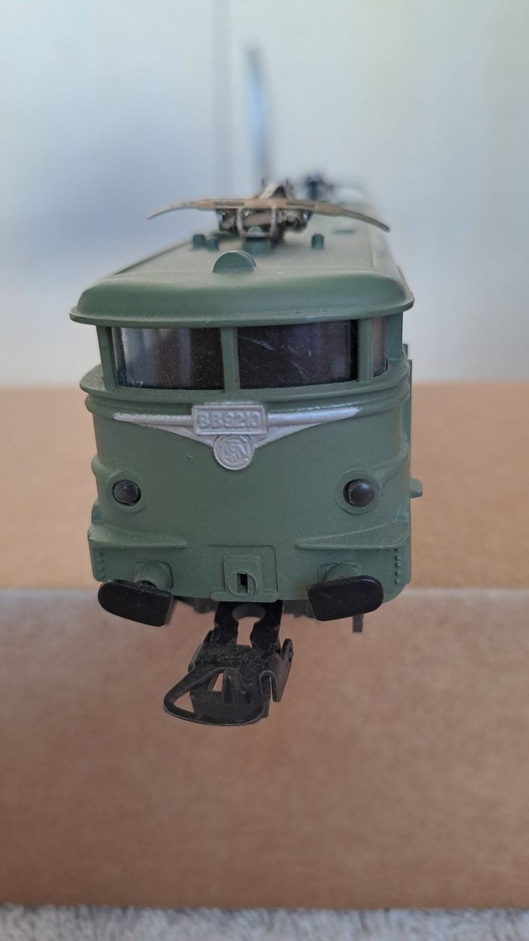Lima Modellini di ferrovie: Lima SNCF E-Lok BB 9210 H0 GL/39 – Usato da Winterthur venduto da Riebeli333 4