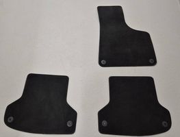 3 Originale Audi A3 8P Fußmatten