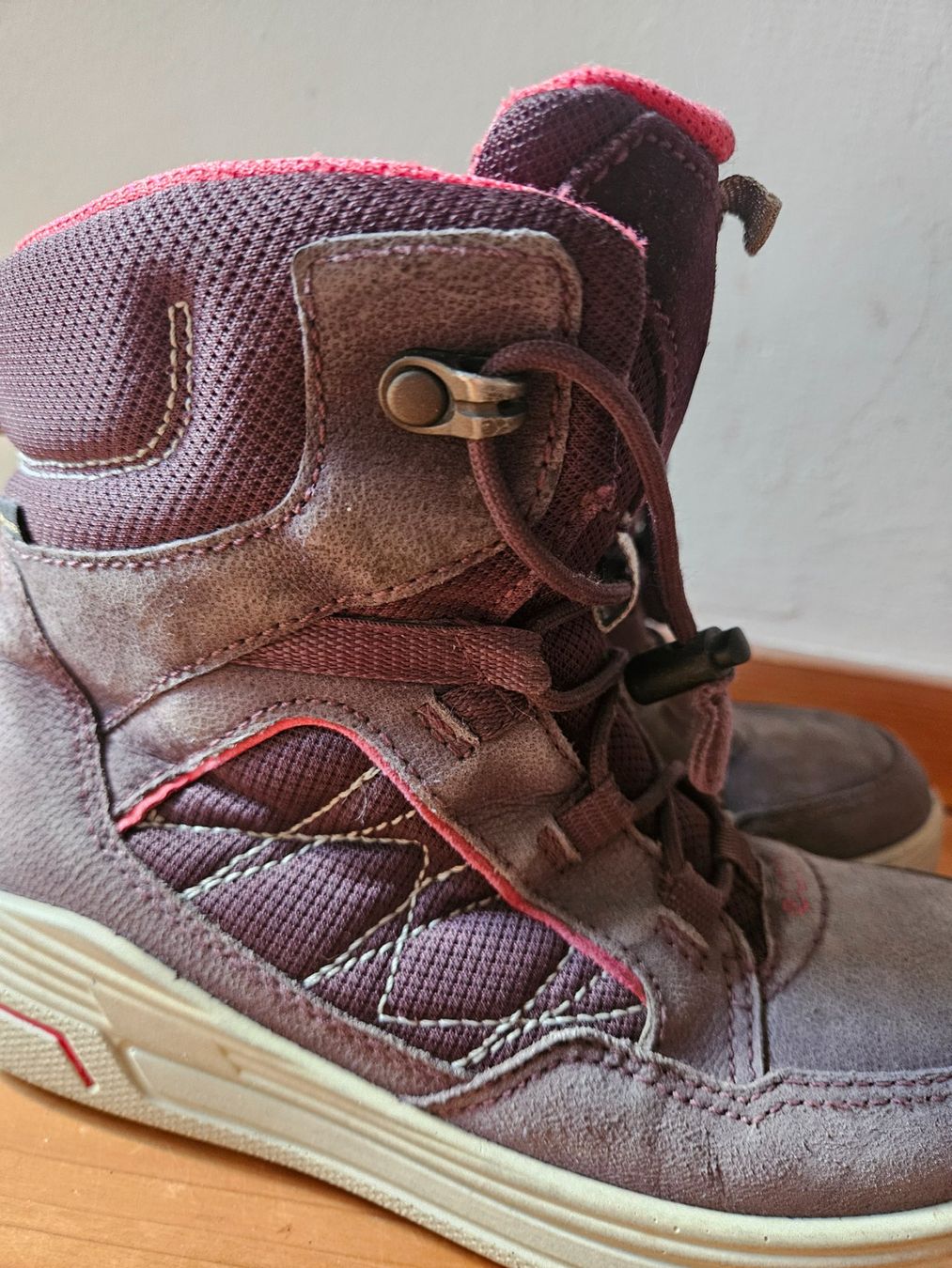 Ecco Scarpe per ragazze: Ecco Winterschuhe Stiefel 35 Mädchen – Usato da Rifferswil venduto da fle_5nqr 5