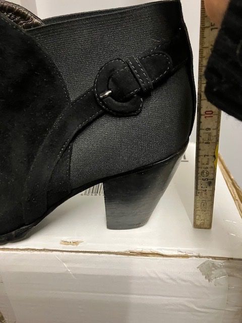 Scarpe da donna: Wildleder Stiefelette – Usato da Lufingen venduto da Montreux 6