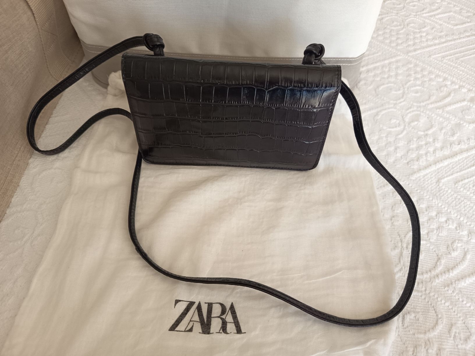 Borse da donna: Zara Black Croc Effect Small Bag – Nuovo (secondo la descrizione) da Basel venduto da beg_6v7r 4