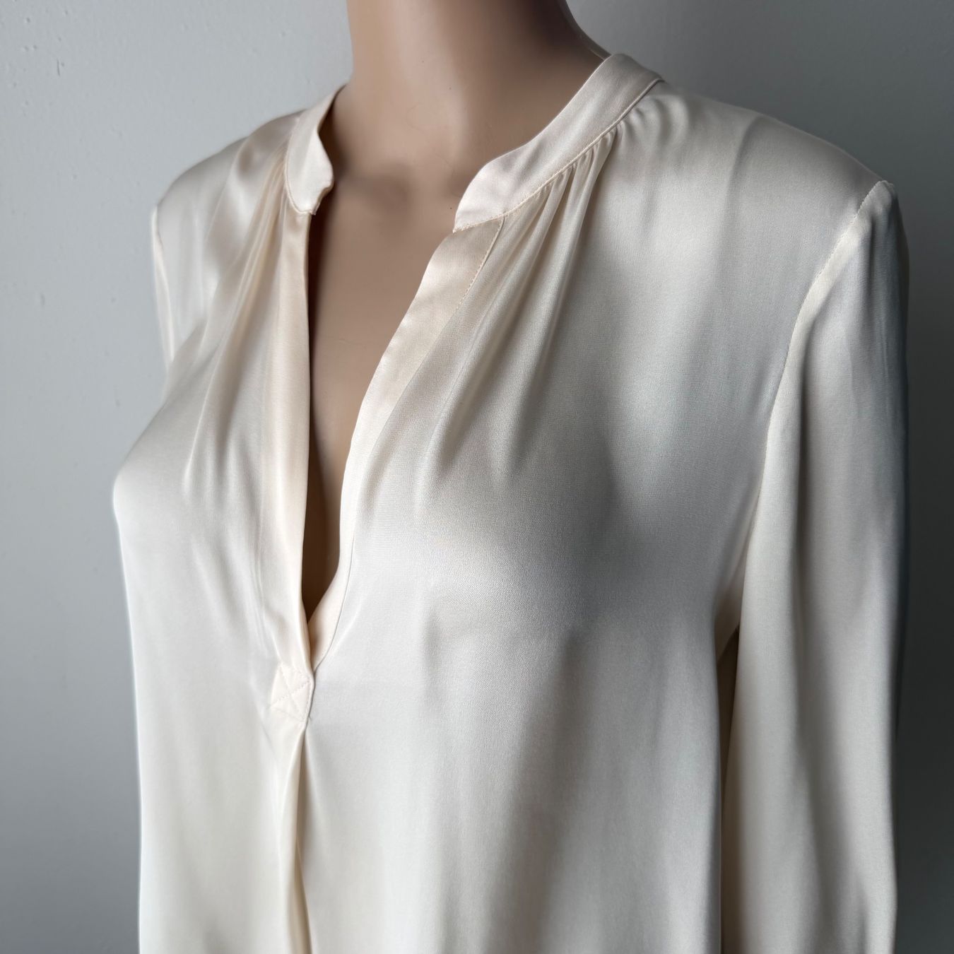 Dea Kudibal Blusen: DEA KUDIBAL Seidenbluse – Gebraucht aus Zürich von ClosetQueen 2