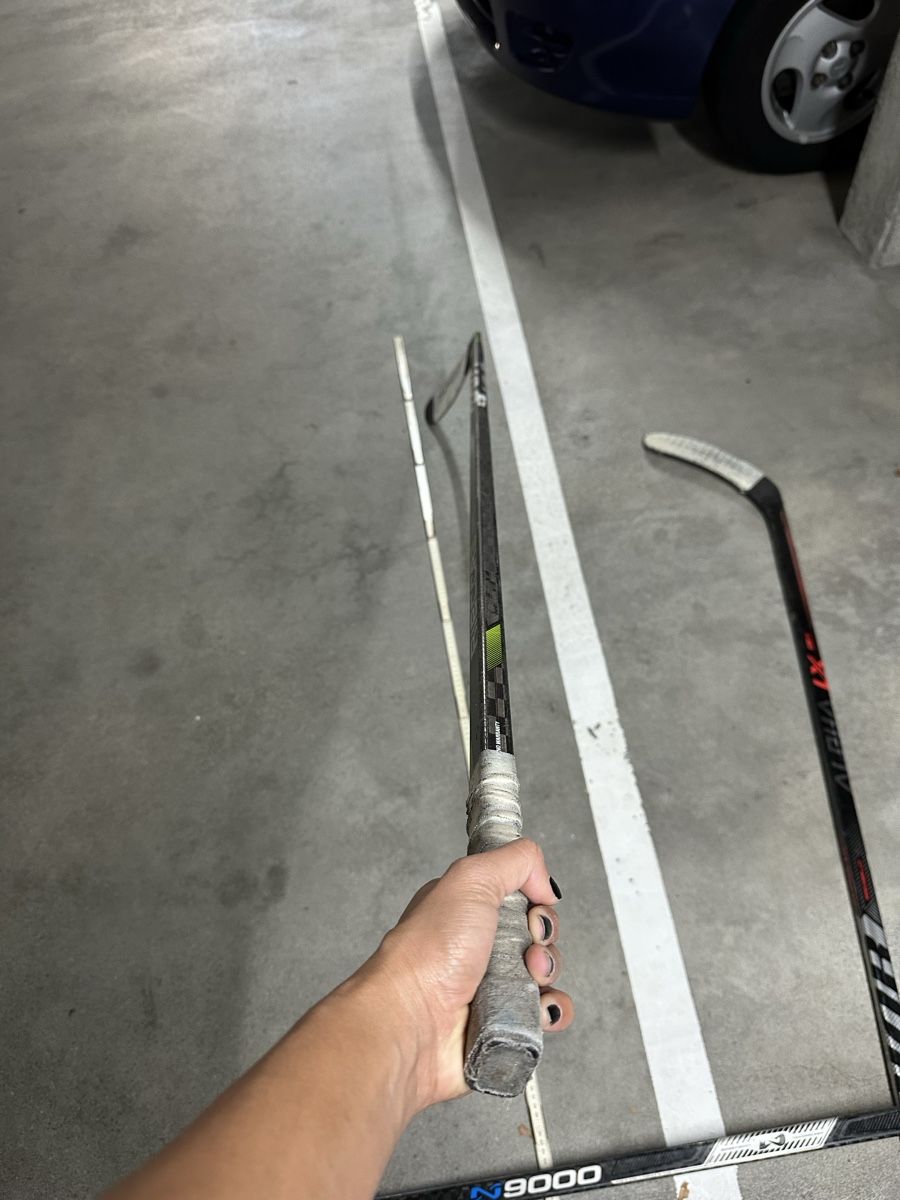 Ccm Bastoni & Pale: Eishockeyschläger CCM Ribcor 3 schwarz gebraucht – Usato da Reinach AG venduto da Shirpas_only 2