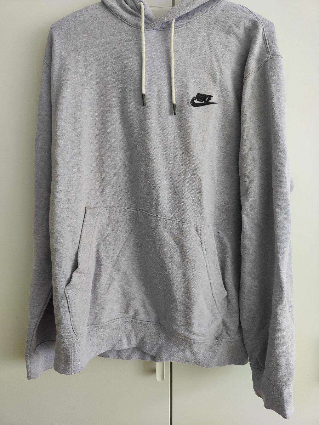 Nike Pullover & Sweatshirts: Nike Hoodie - Grösse M – Gebraucht aus Rickenbach b. Wil von Beautiful.Things 2