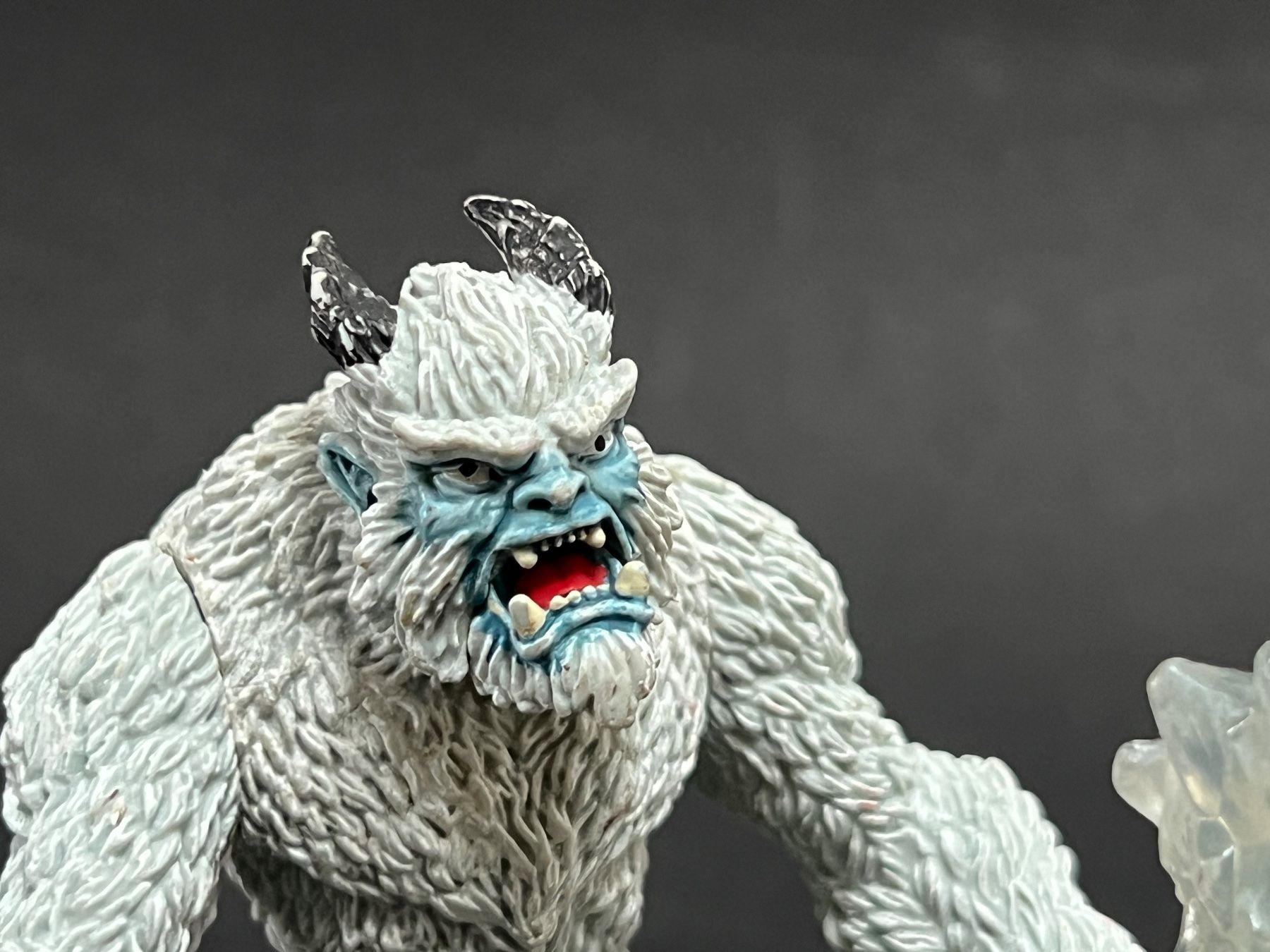 Schleich Statuette: Schleich 42448 Eismonster mit Waffe Eldrador – Usato da Ennetbaden venduto da mapa05 2