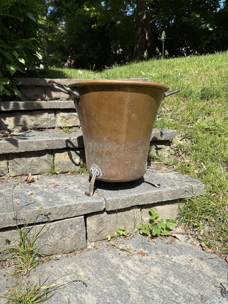 Tutte le decorazioni: Cache pot en cuivre – Usato da Pully venduto da BLANCPAIN02