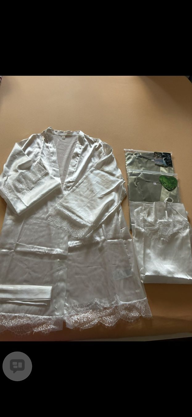 Vestiti: Robe de mariée église – Nuovo (secondo la descrizione) da Puidoux venduto da ric_5dyj 4