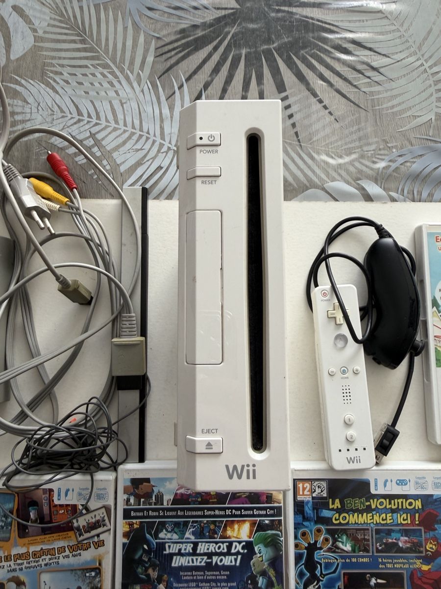 Nintendo Console: Lot Console Wii + 15 Jeux – Usato da Genève venduto da sho_67qj 4