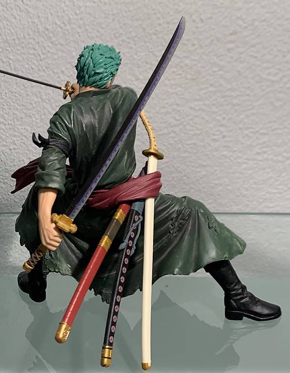 Statuette: Manga Figur, One Piece, Zoro – Usato da Baden venduto da laurent2025 2