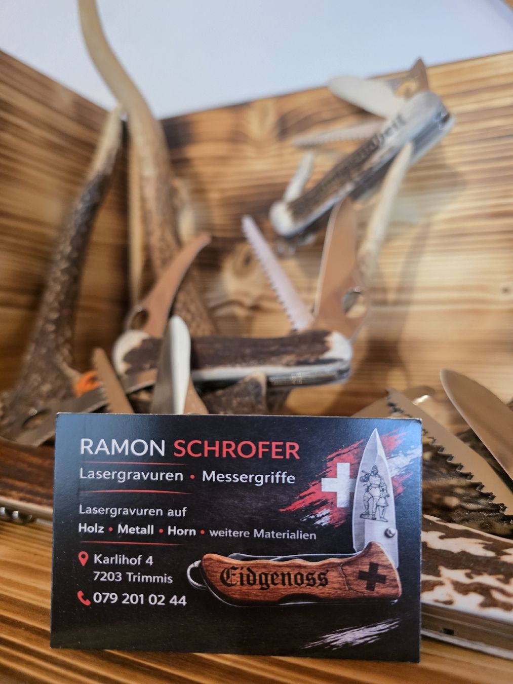 Victorinox Taschenmesser: Schweizer Jagdmesser Victorinox Evoke – Neu und originalverpackt aus Trimmis von leonidas3 1