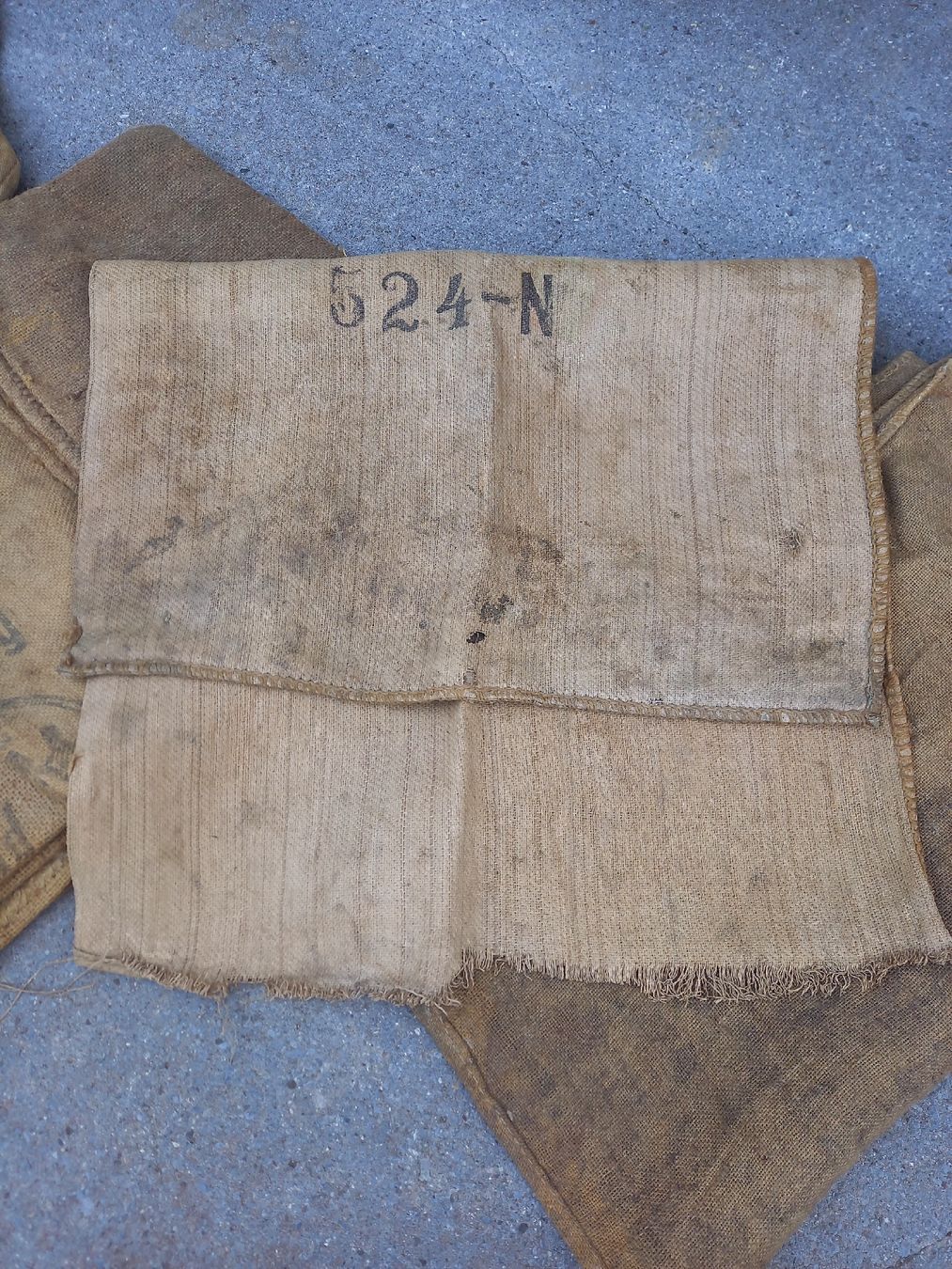 Stoffe: Alte Jute-, Tarensäcke ? ? gebraucht – Defekt aus Galgenen von Allerlei8854 8