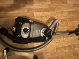 Staubsauger Philips Performer Expert gebraucht