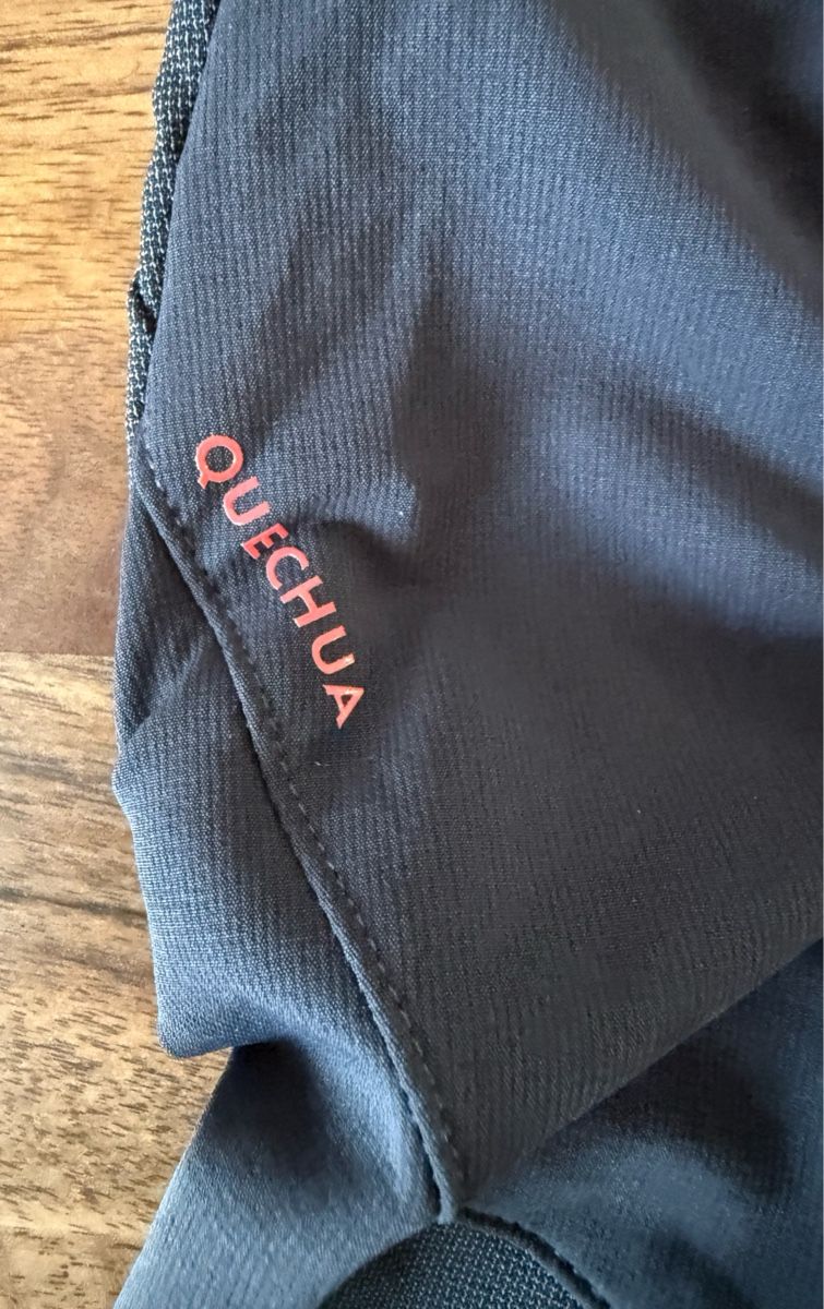 Decathlon Pantaloni: Quechua Wanderhose Grösse 141-148 Graphitgrau – Usato da Horgen venduto da adr_6ynz 1