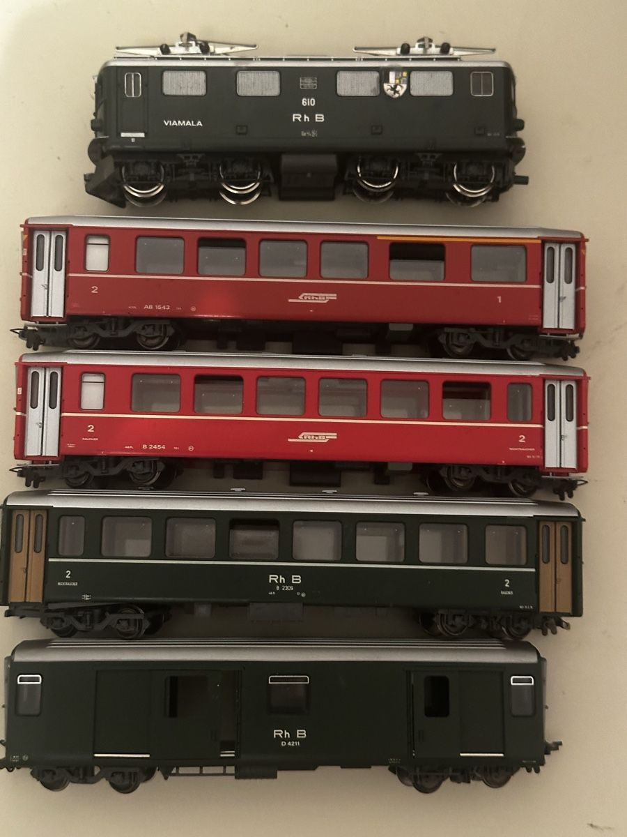 Bemo Modellini di ferrovie: BEMO Lok mit 4 Wagen ab 49.- Gebraucht  – Usato da Sennwald venduto da HARO-Import