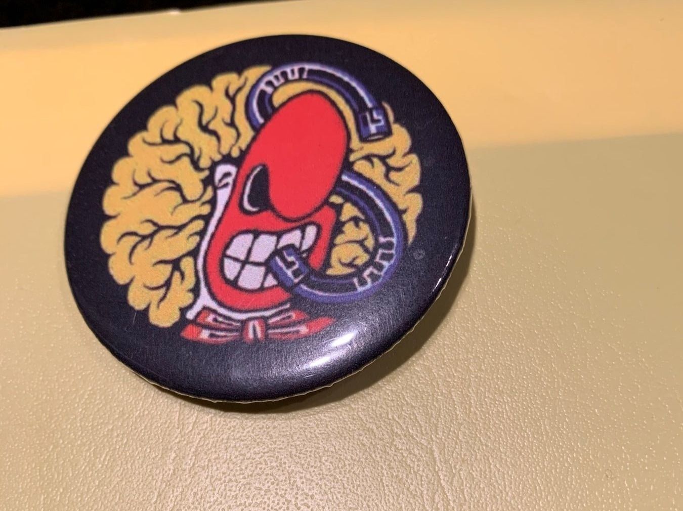 Spille & Fermagli: FASNACHT broche – Usato da Arbedo venduto da nadia1973