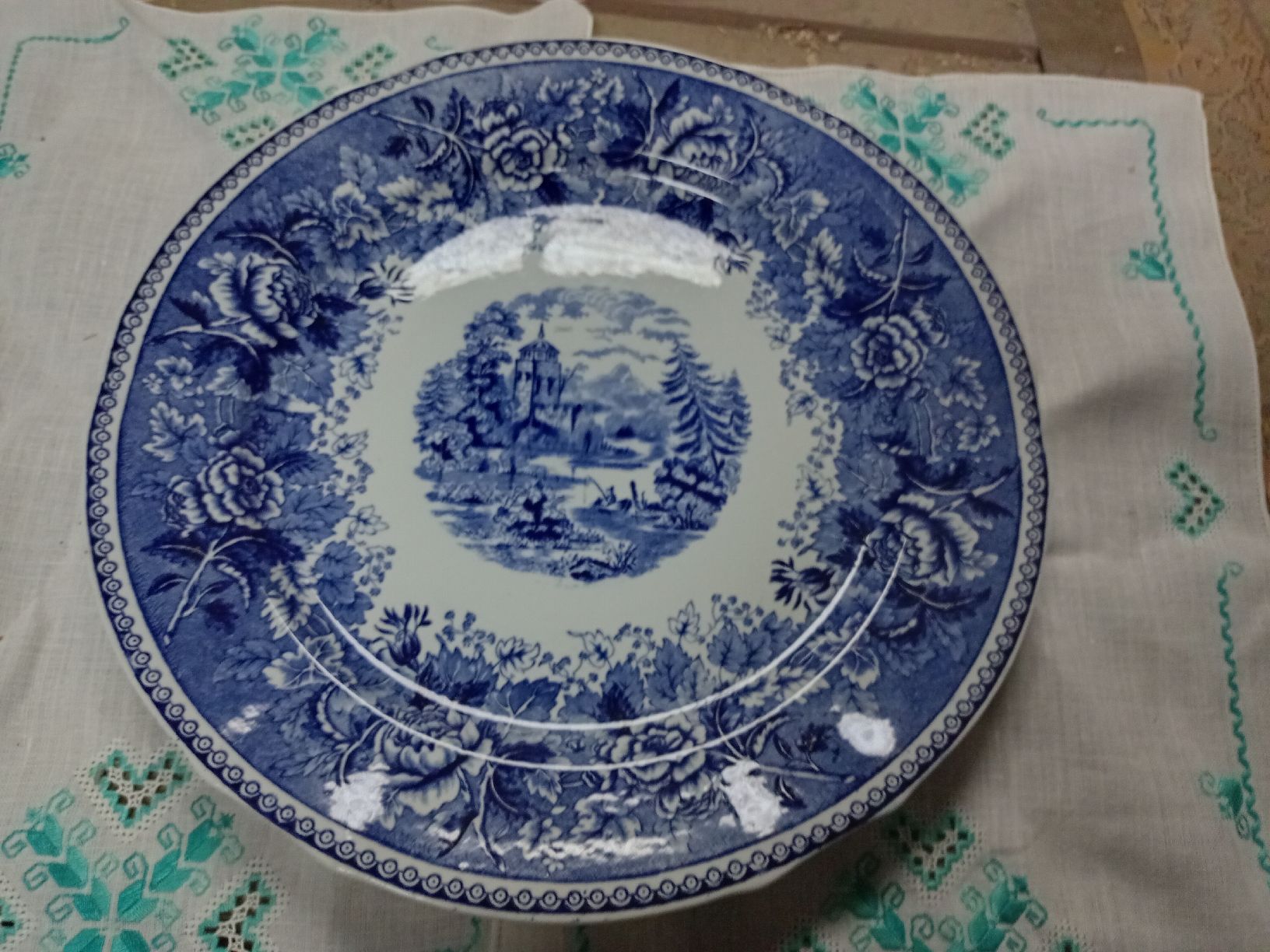 Piatti di portata: plat faïence de Finlande – Usato da Monthey venduto da 04Elisa