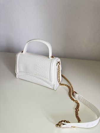 Kleine weisse Tasche