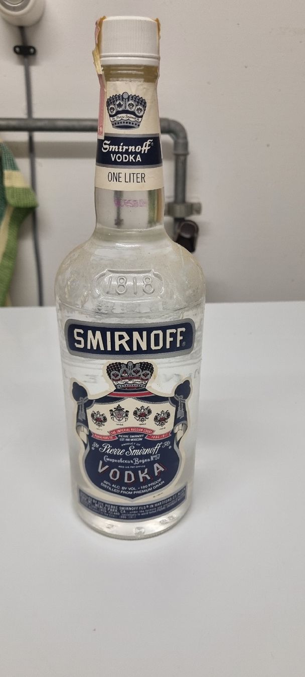 Bevande alcoliche: Alte Smirnoff Vodka Flasche 1970 – Nuovo e nell'imballaggio originale da Moosseedorf venduto da dfe_s5hz