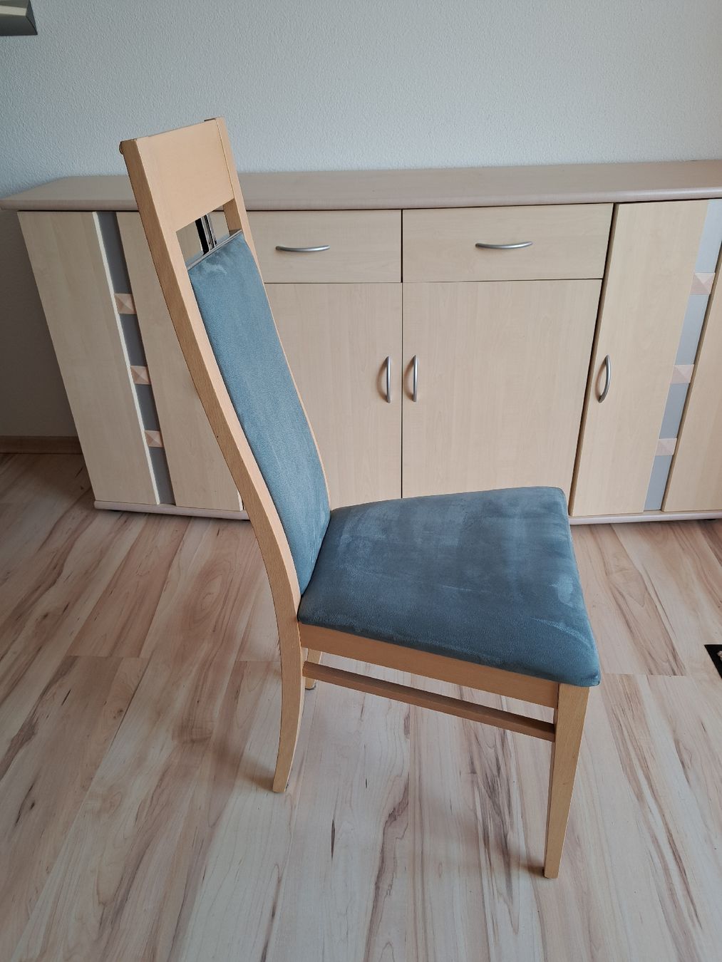 Sedie: 6 elegante Stühle – Usato da Hitzkirch venduto da Nikili