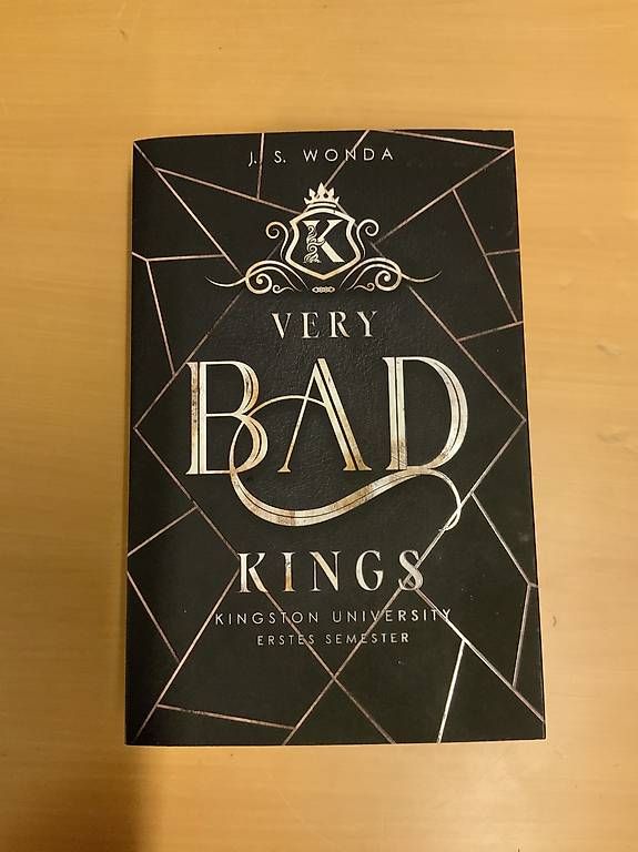 Comics: Very Bad Kings Band 1 – Gebraucht aus Herisau von Flips0463