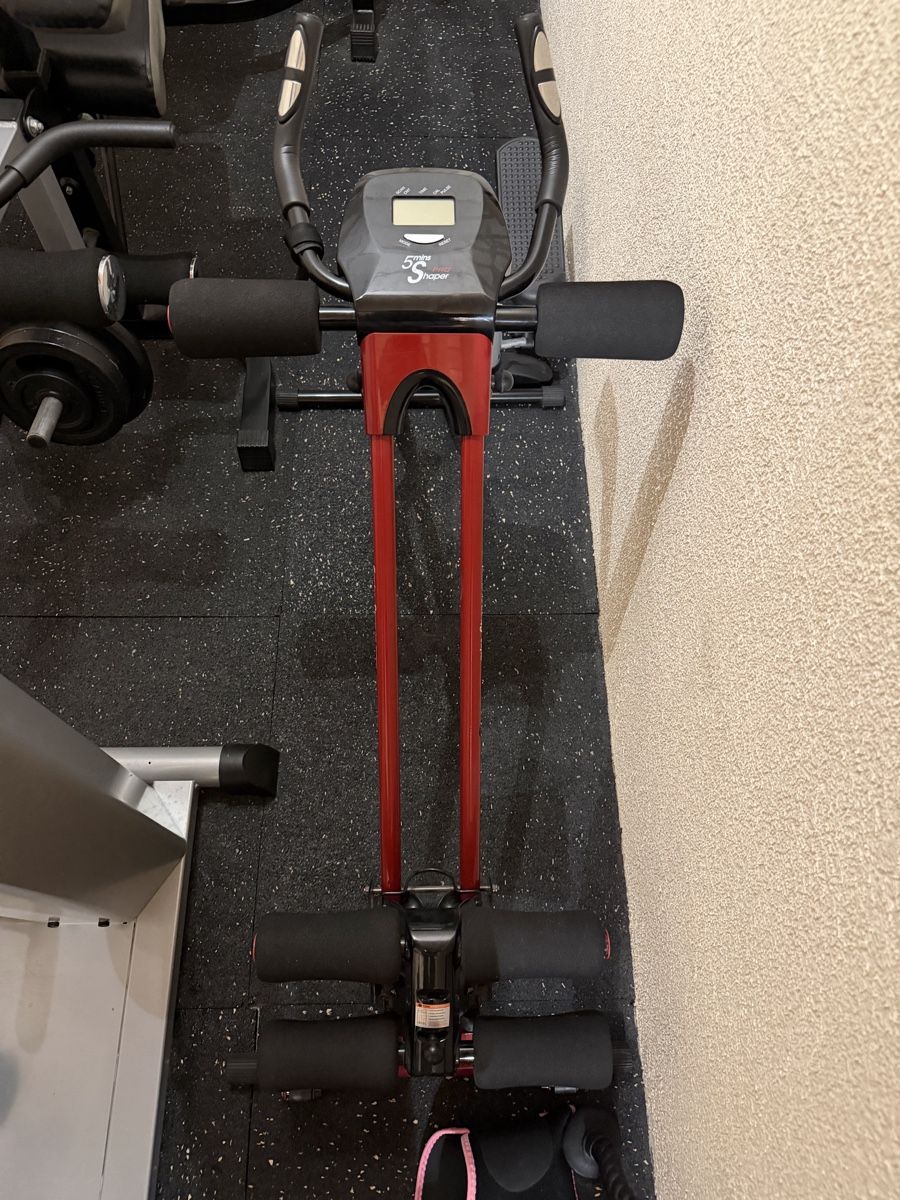 Hometrainer: Shaper Fitnessgerät Bauchtrainer – Usato da Bassersdorf venduto da swiss8400