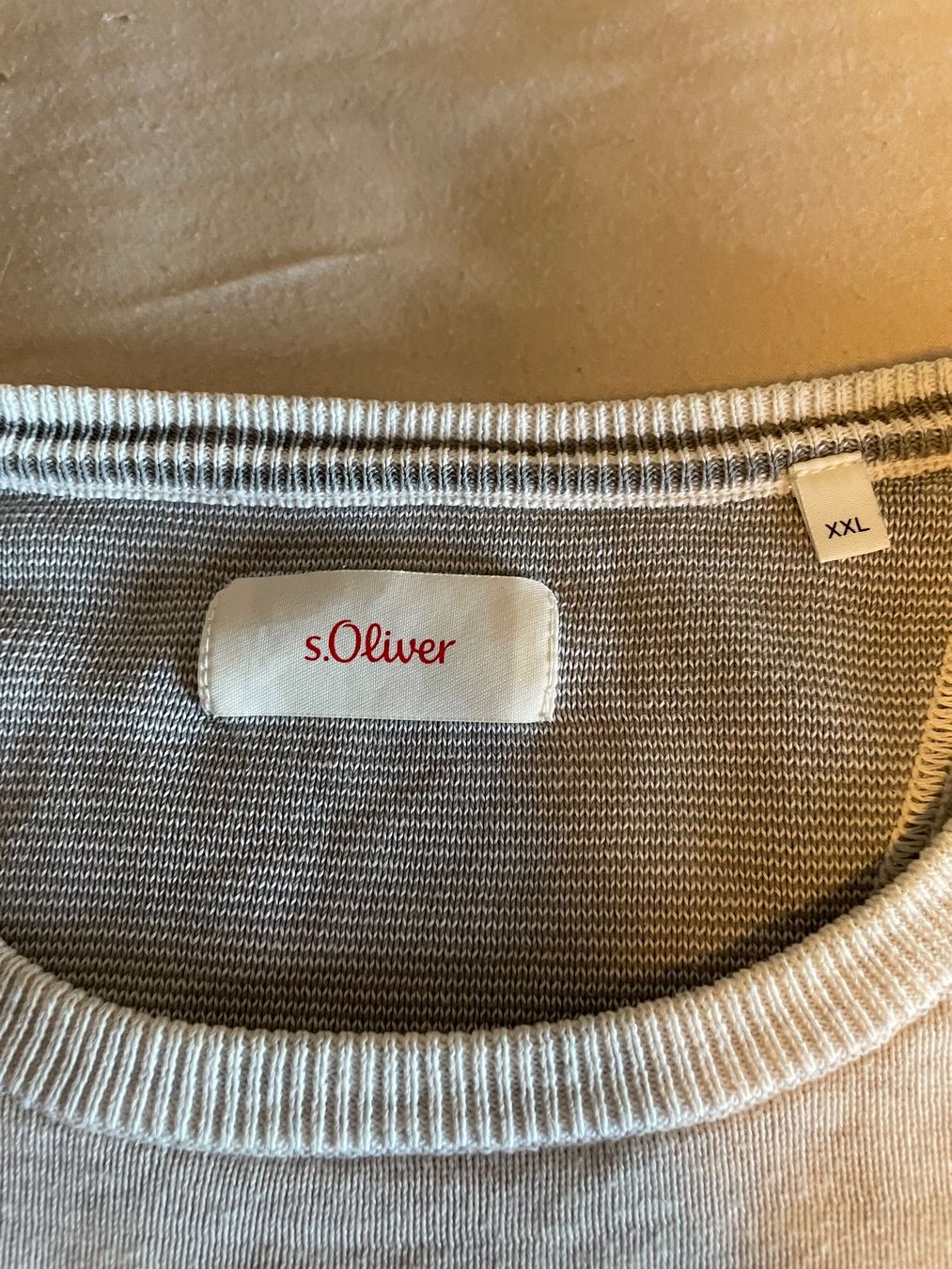 S.Oliver Pulls & Sweat-shirts: Pullover s.Oliver grau Grösse XXL (XL) – Défectueux à Buchs AG par Noah148 2