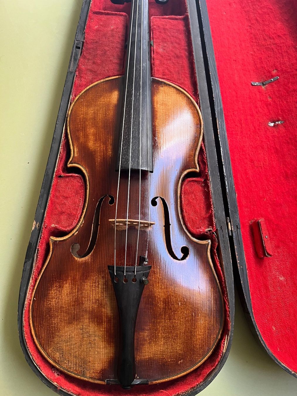 Strumenti musicali: Alte 4/4 Geige – Usato da Hochdorf venduto da Brandnew 4