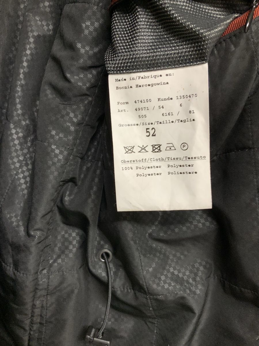 Bugatti Cappotti: Herren Winterjacke Bugatti  Gr.52 gebraucht Dunkelbraun – Usato da Wallisellen venduto da AS.TZ. 4