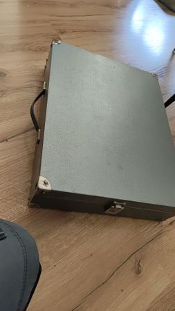 Vintage Werkzeugkoffer/Koffer aus Holz mit Metall - gebrauch