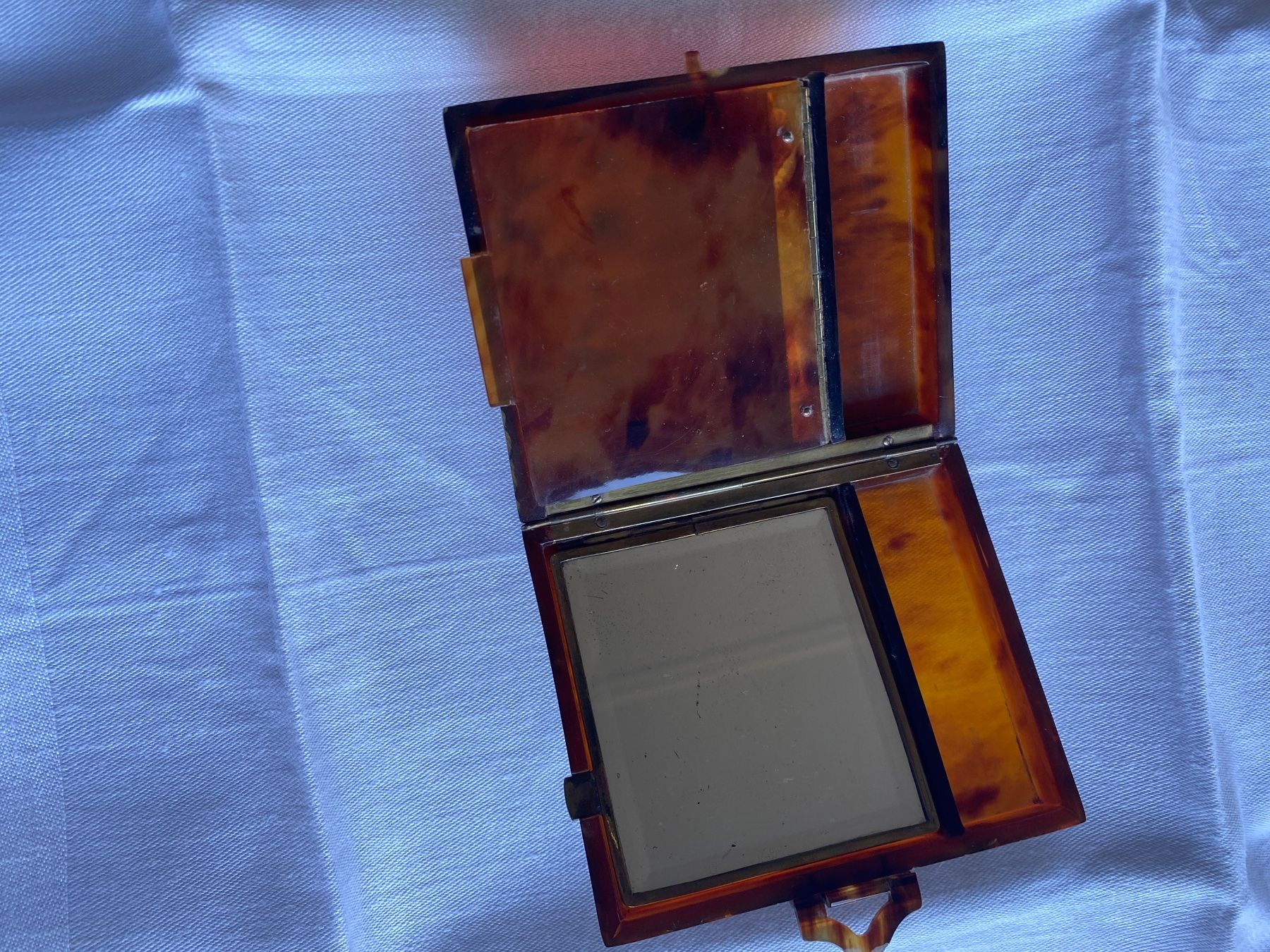 Make-up: Puderdose aus Schildpatt – Usato da Hurden venduto da Kacsa 1