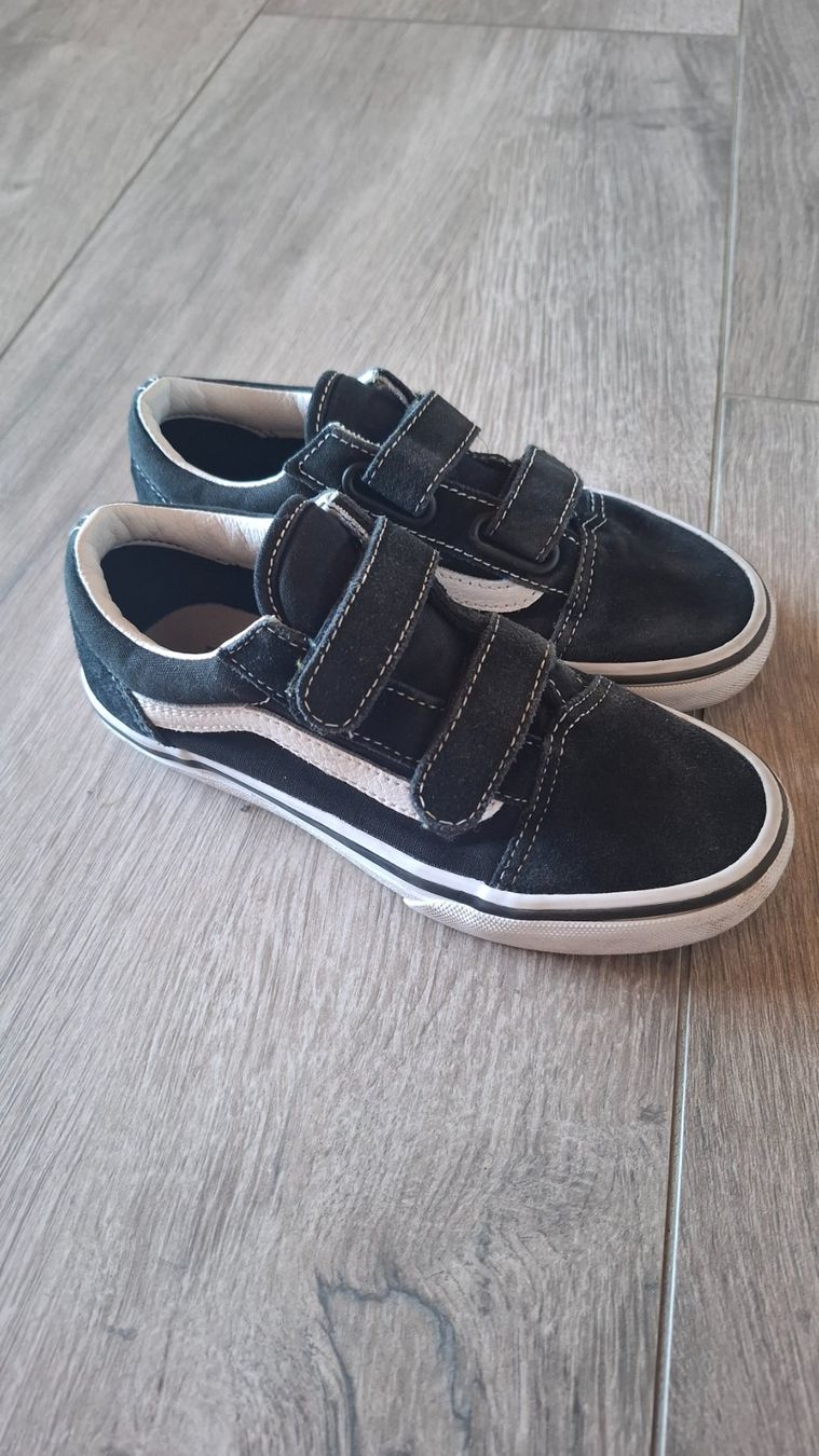 Vans Schuhe für Jungen: Vans Gr 31 – Gebraucht aus Schönenberg TG von Jenny25.