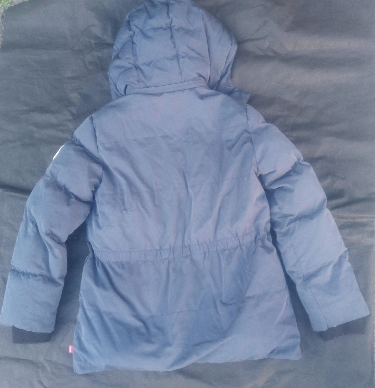 Levi's Vestes: Levi's Winterjacke mit Kapuze – D'occasion à Luzern par toenu23 2