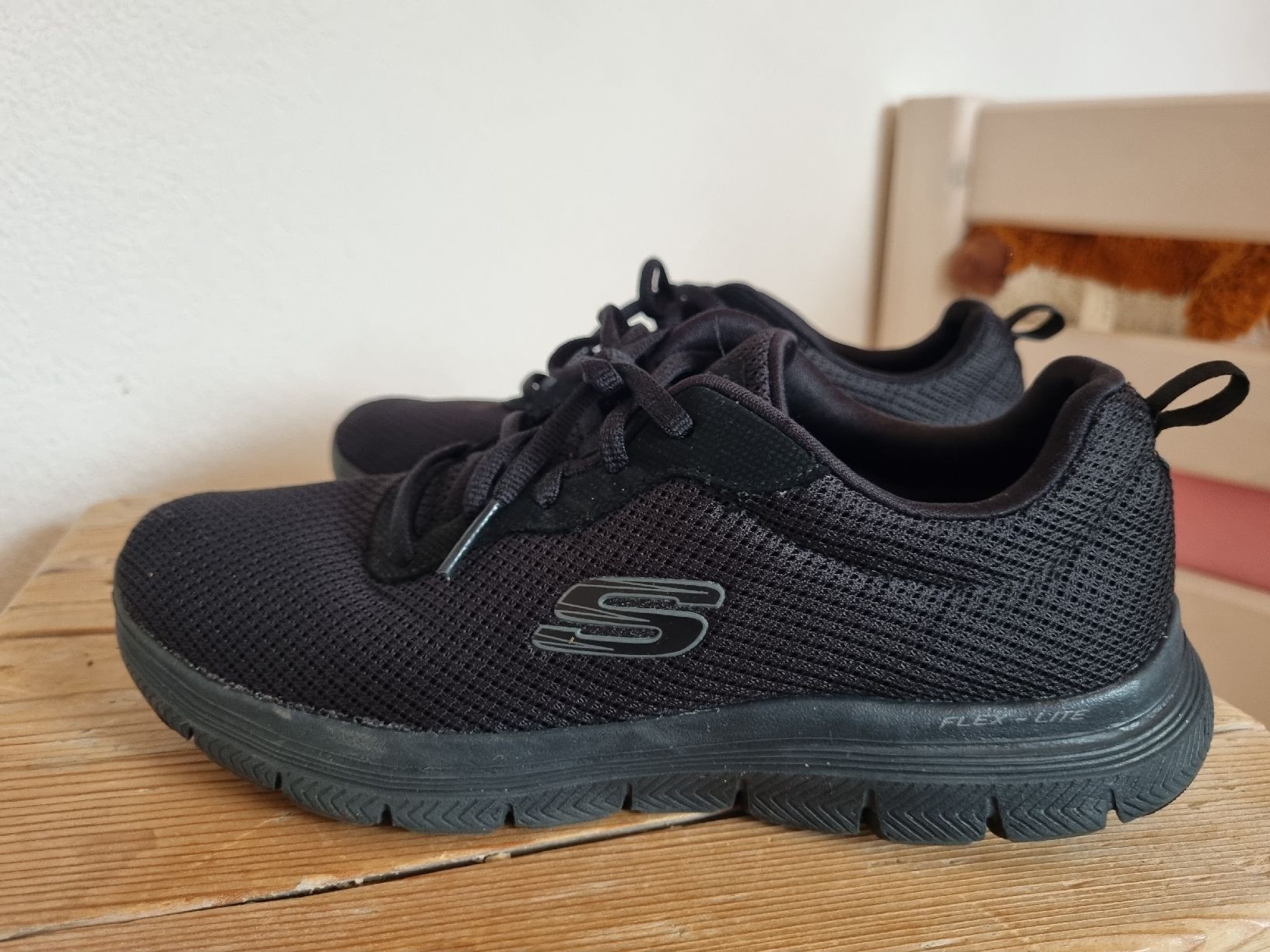 Skechers Scarpe da uomo: Neu Skechers Flex-Lite, 37 – Nuovo (secondo la descrizione) da Jonen venduto da Balzli01
