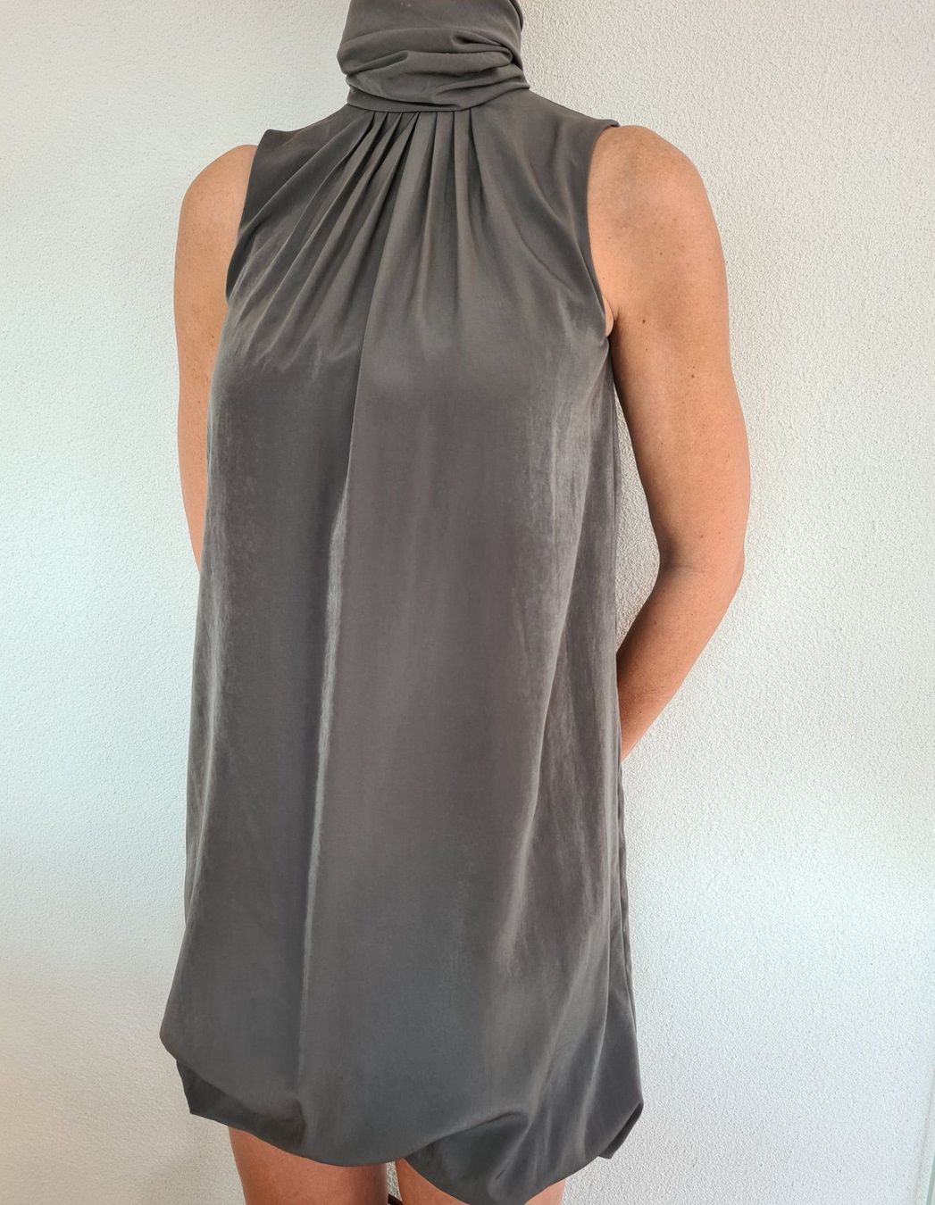 Zara Kleider: Abendkleid / Kleid grau Gr. XS neuwertig – Neu (gemäss Beschreibung) aus Nebikon von Japostyle