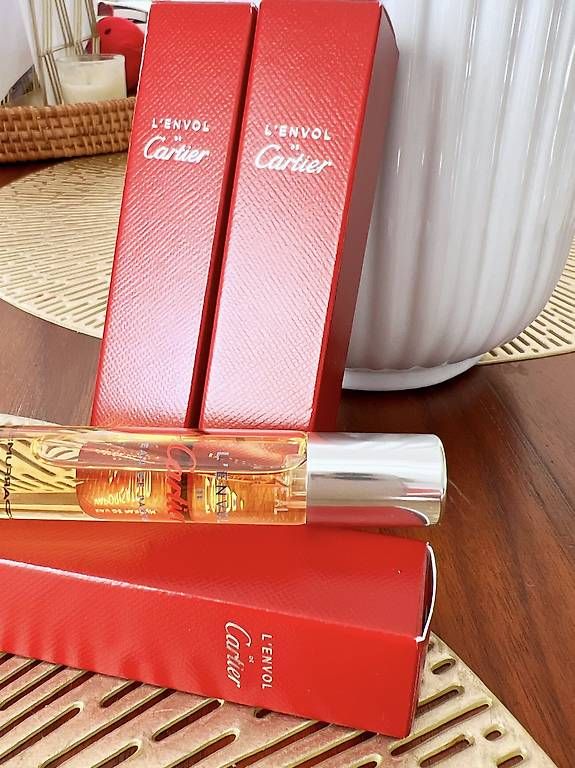 Cartier Profumi & Eau de Toilette: Cartier LEnvol Eau de Parfum  3 × 10 ml – Nuovo e nell'imballaggio originale da Dietlikon venduto da jgr_gr98 2
