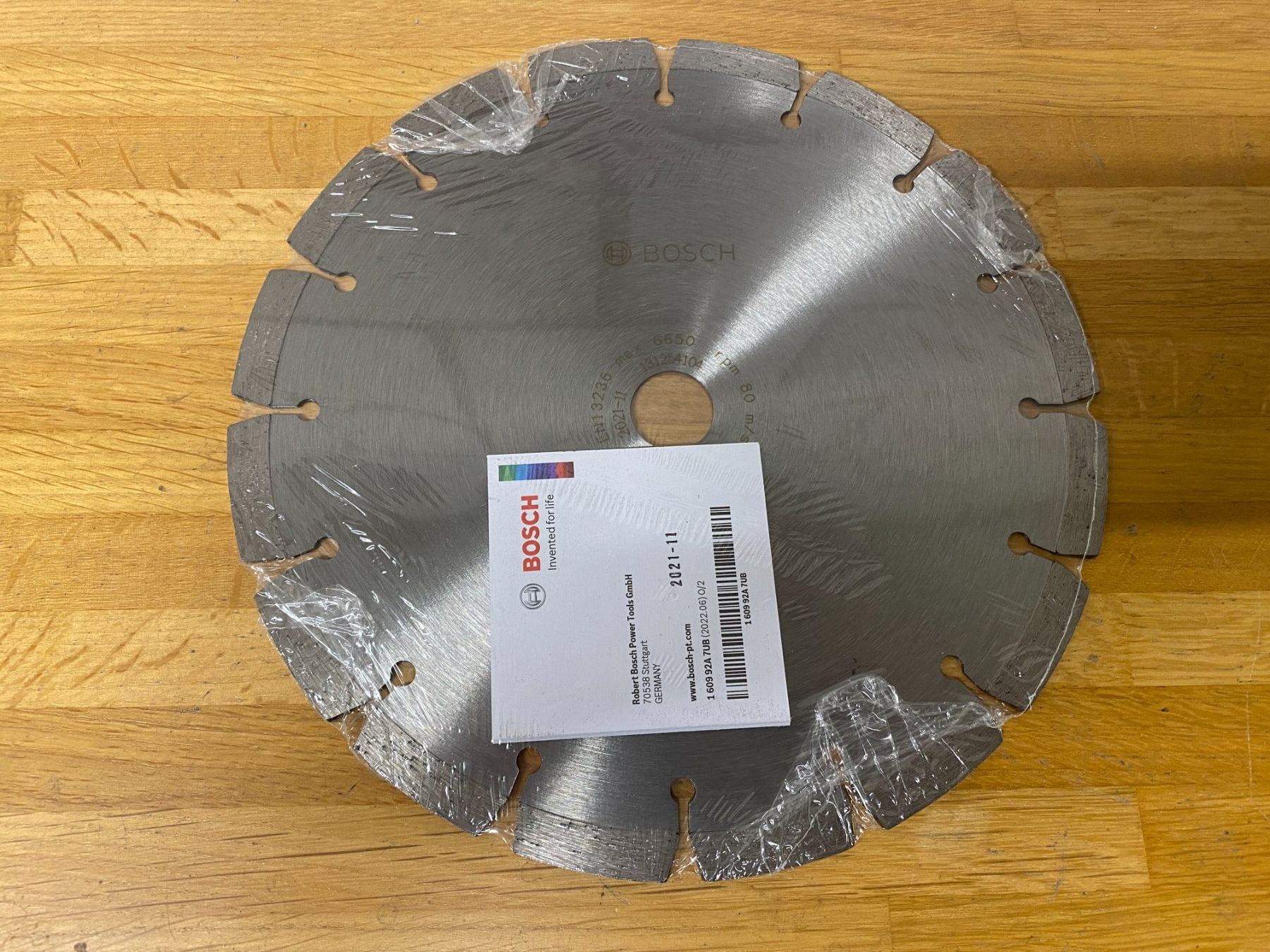 Bosch Tutti gli attrezzi: Bosch Diamanttrennscheibe 230 mm – Nuovo e nell'imballaggio originale da Schönenbuch venduto da Laubfrosch05 2