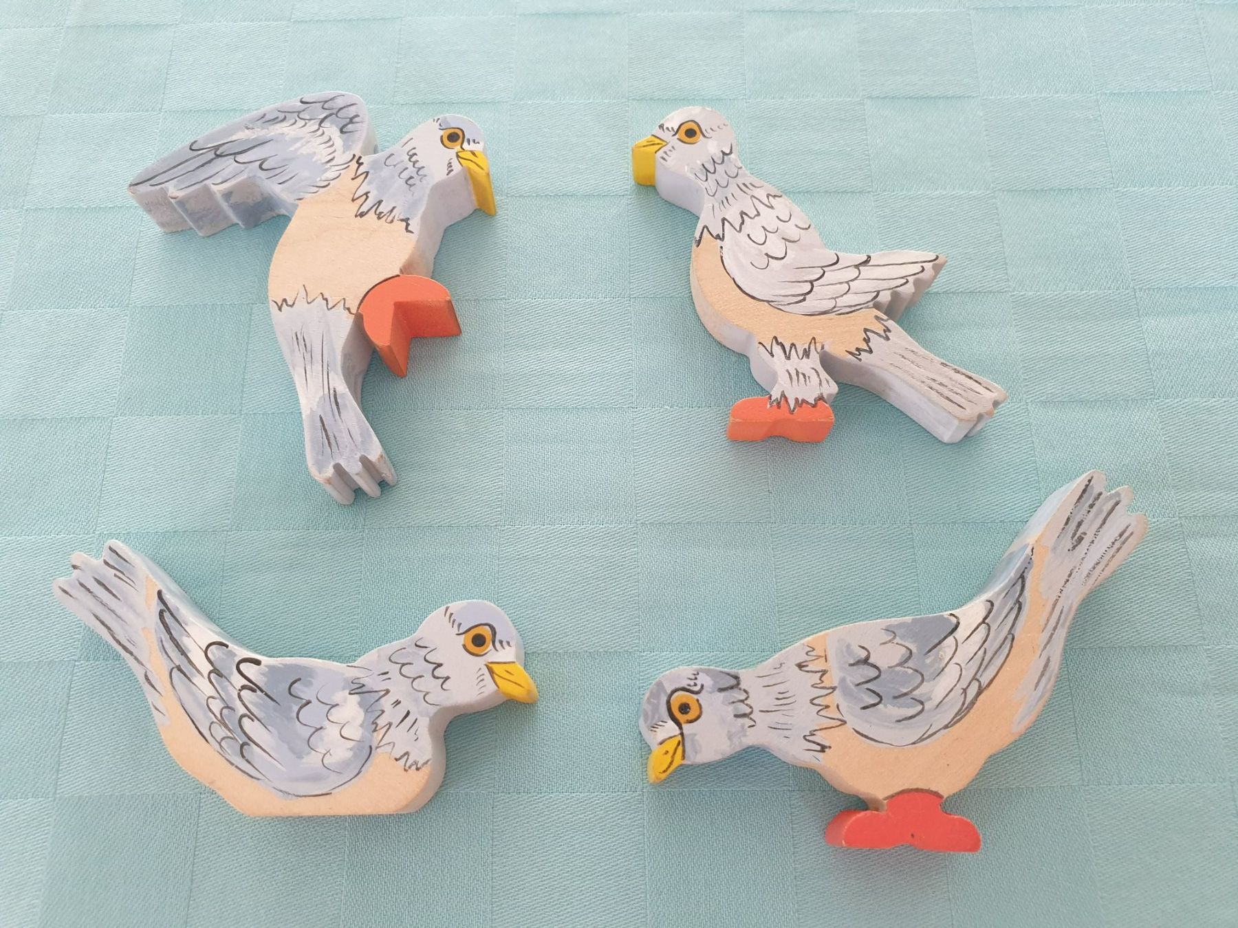 Statuette: Tauben Tiere Vögel aus Holz – Usato da Mörschwil venduto da spirspi