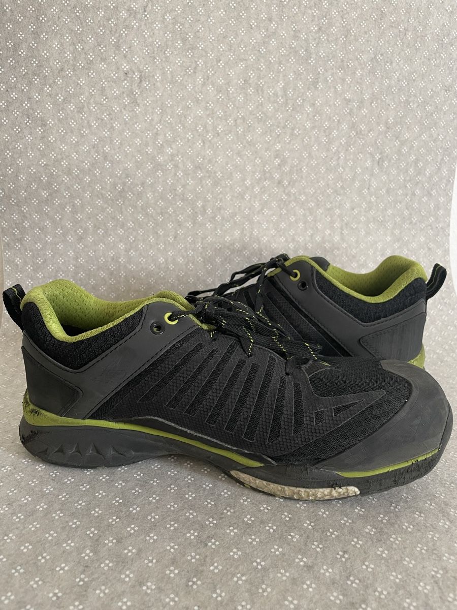 Helly Hansen Scarpe da uomo: Helly Hansen Arbeitsschuhe 42 – Usato da Mollis venduto da Natalkakotalka 1