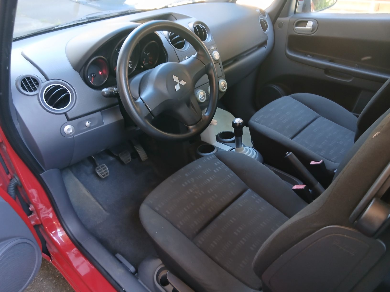 Mitsubishi Autos: Mitsubishi Colt 1.3 16V – D'occasion à Reinach AG par Trubadur01 2