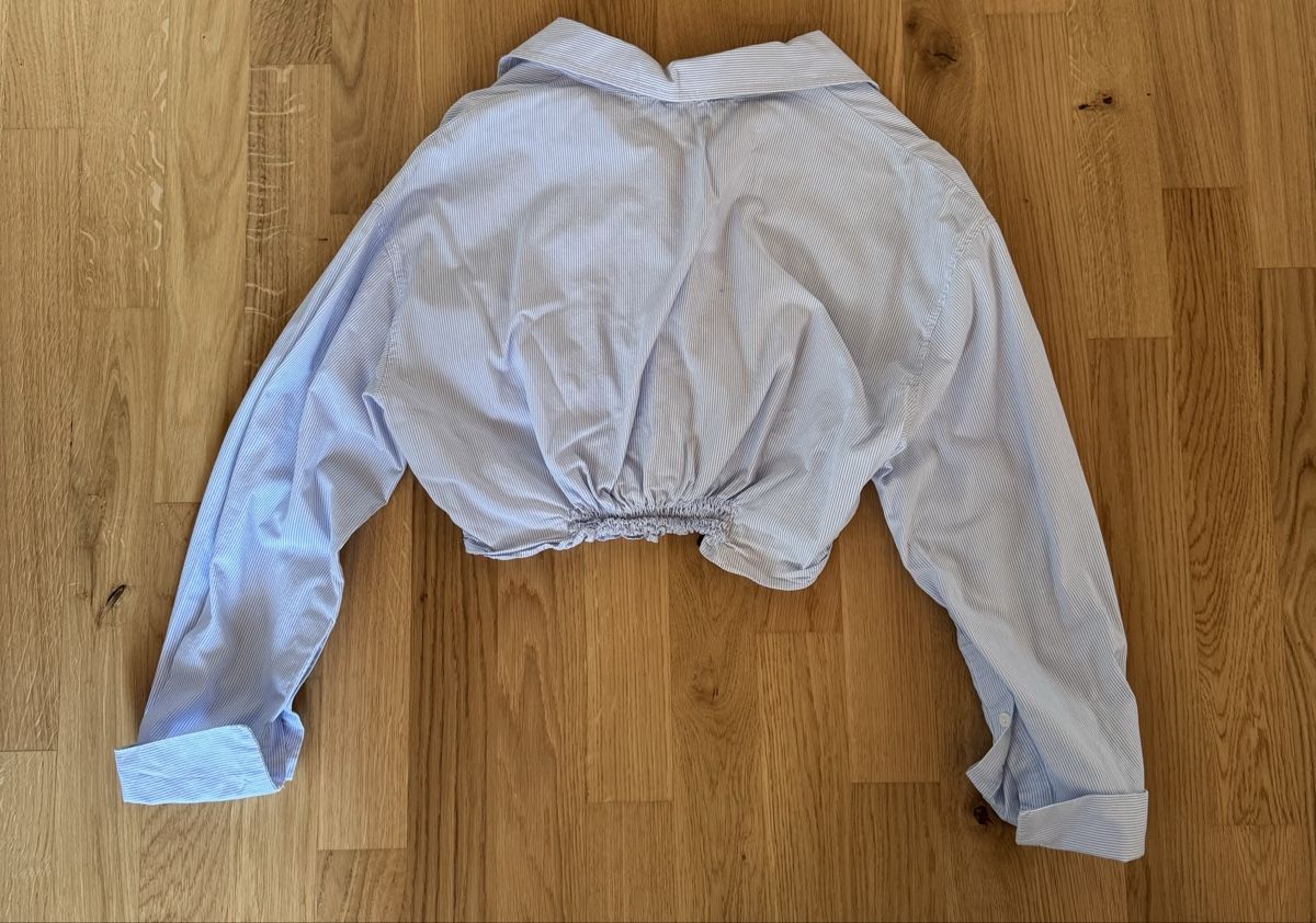 Zara Blusen: Crop-Bluse Hellblau – Gebraucht aus Kleinandelfingen von les_gb7w 1