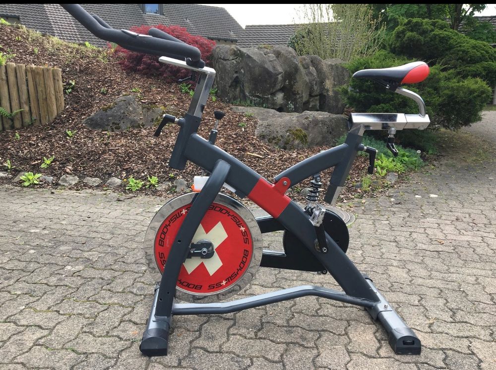 hometrainer spinning bike