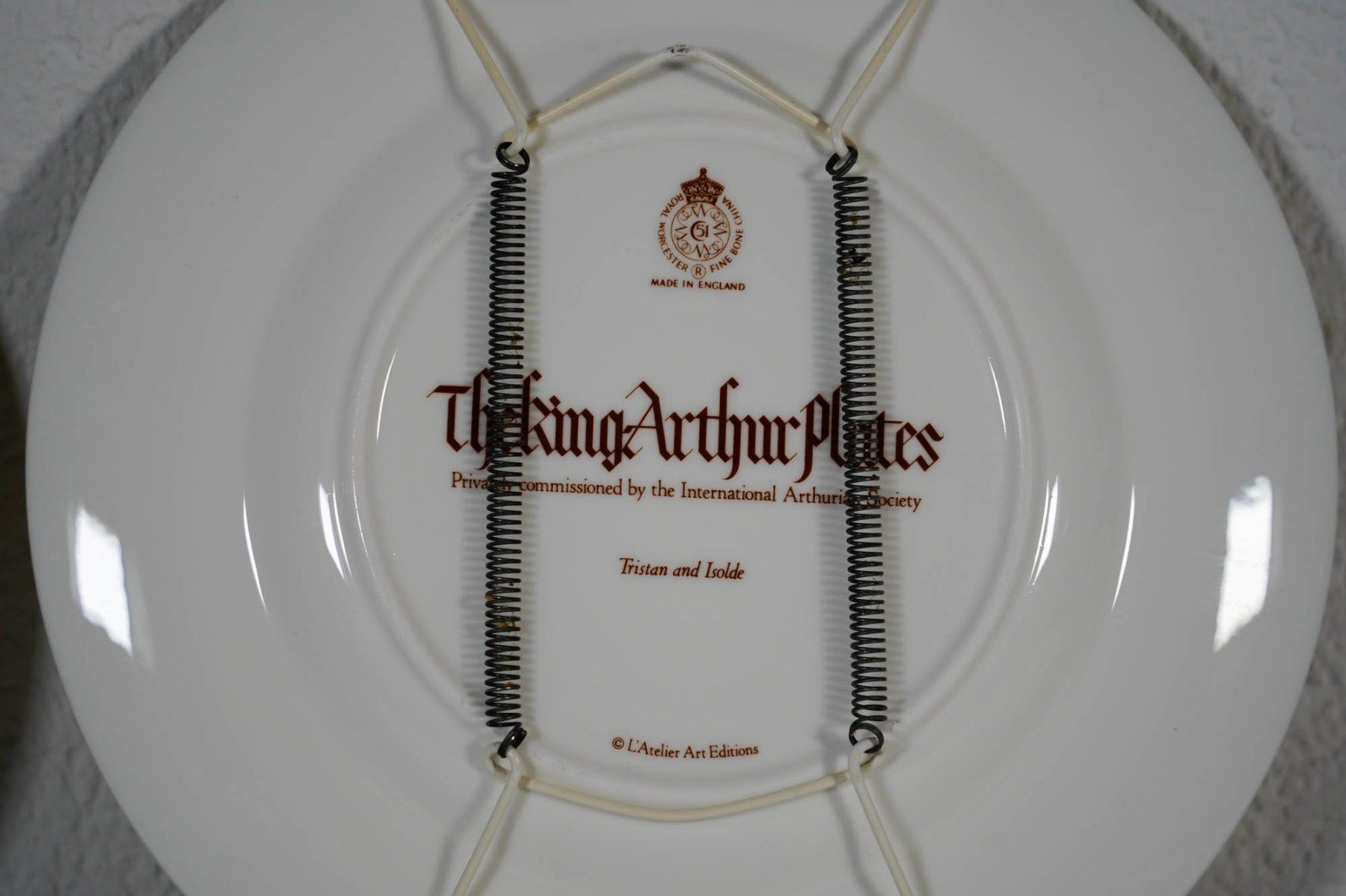 Royal Worcester Teller: 2x Royal Worcester Wandteller König Artus – Gebraucht aus Dietikon von zajactb 4
