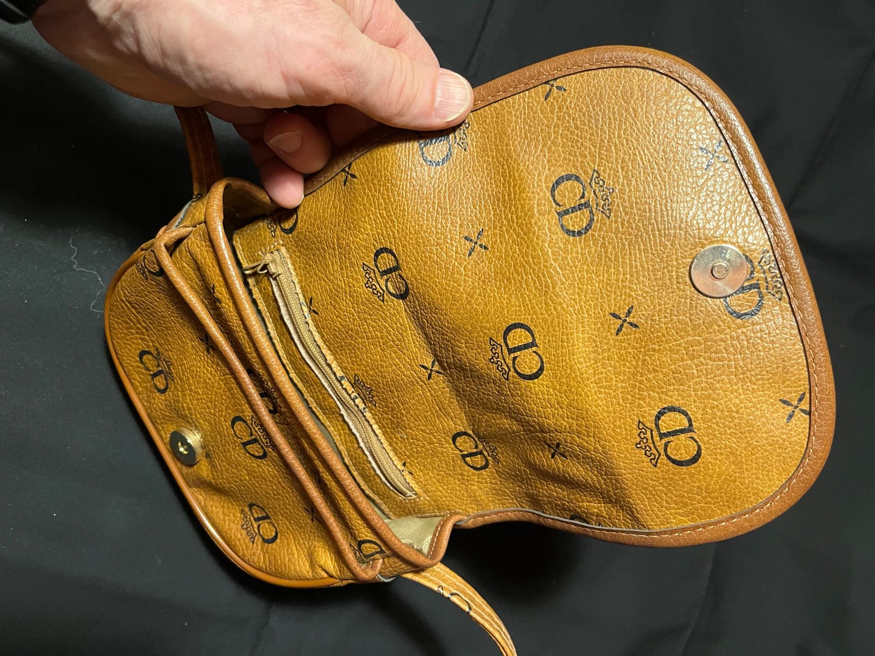 Borse da donna: Edle Handtasche / Umhängetasche braun – Usato da Zürich venduto da olivier0310 5