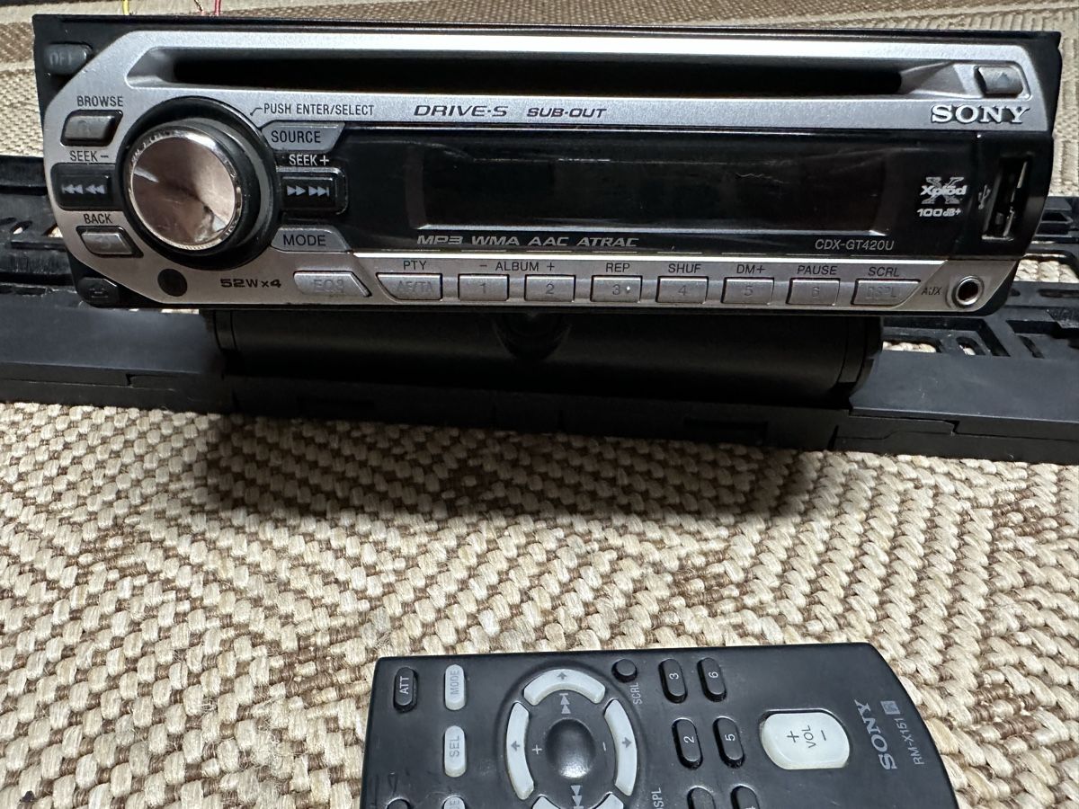 Sony Radio: Autoradio SONY CDX-GT420U avec télécommande usagé – Usato da MASSONGEX venduto da Luluone