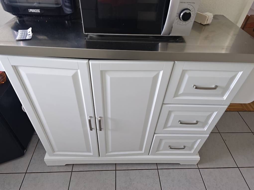 Cucine complete: Bewegliche Kücheninsel – Usato da Steinach venduto da jas_58s5 4